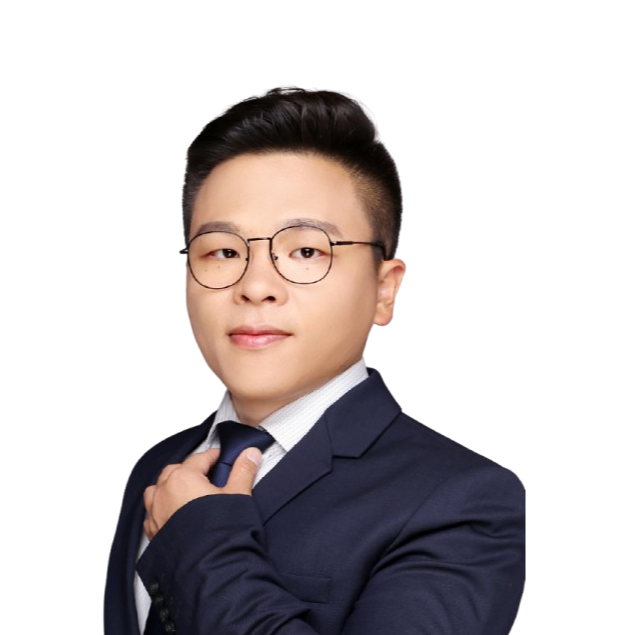 储亦张-removebg-preview.png