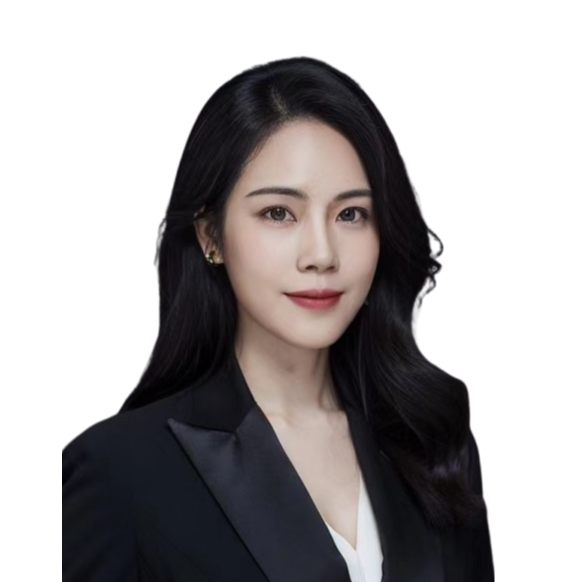 李思华-removebg-preview.png