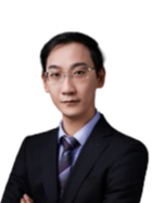 江楠-removebg-preview.png